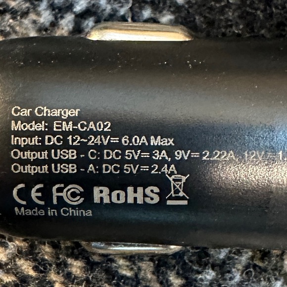 Car Charger Model EM-CA02 - Picture 8 of 11